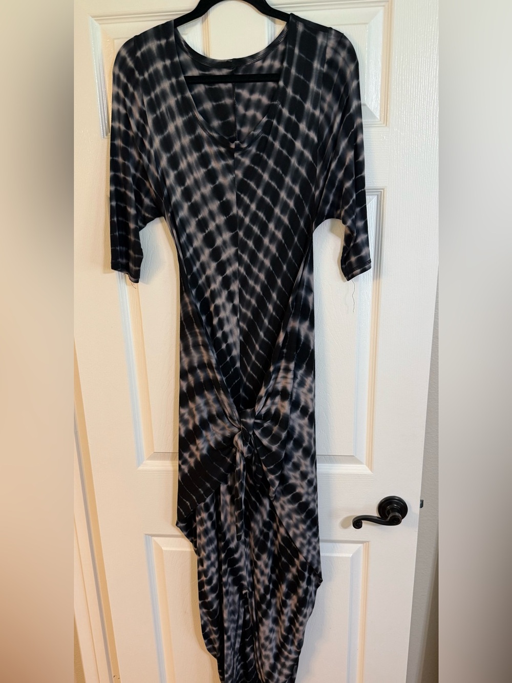 Black Tie-Dye Knot Front Midi Dress